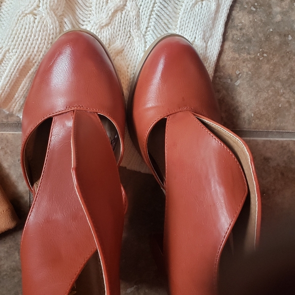 Boutique Style Booties - Picture 3 of 3